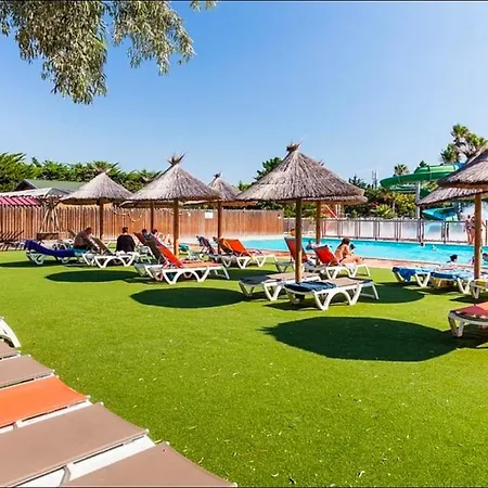 Campsite Mobil-home 3 Chambres, & Piscine, 4 Etoiles *