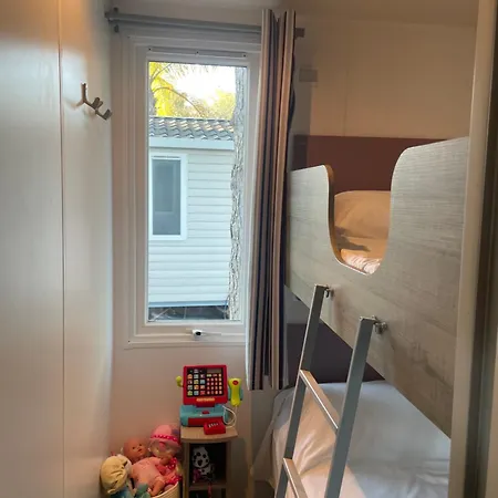 Mobil-home 3 Chambres, & Piscine, 4 Etoiles Torreilles